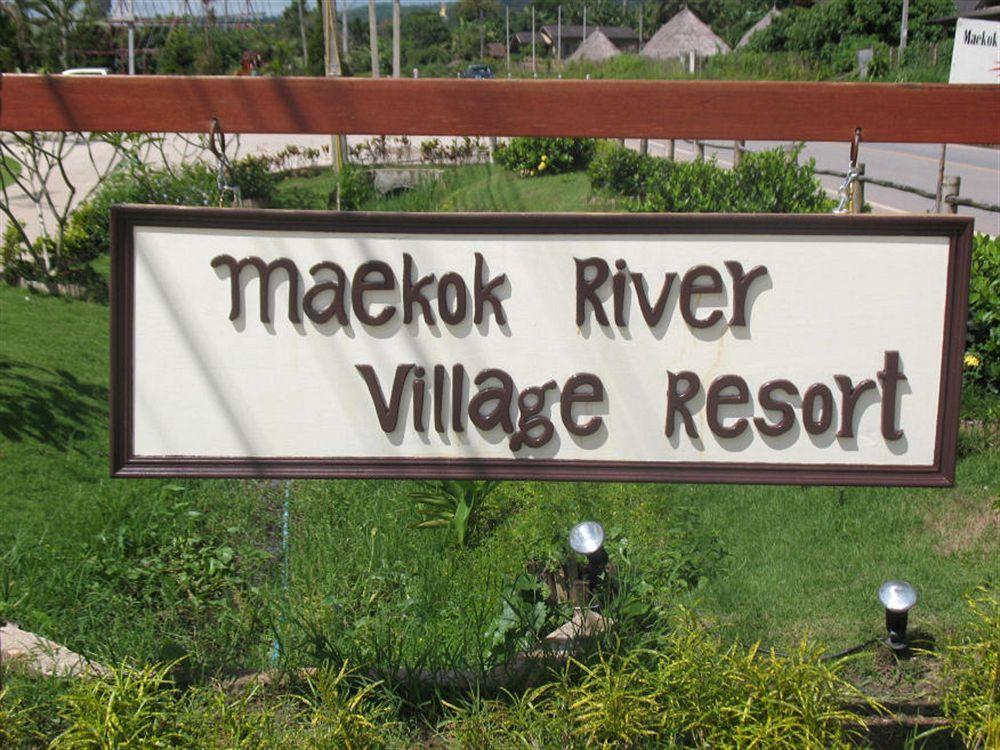 Maekok River Village Resort Mae Ai Buitenkant foto
